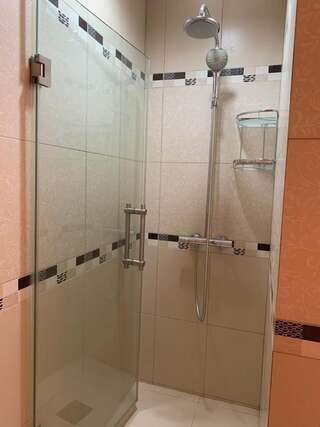 Апартаменты Spacious flat in Al-Farabi avenue with big rooms Алматы Апартаменты с 3 спальнями-13