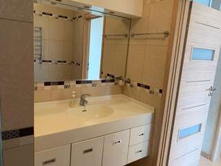Апартаменты Spacious flat in Al-Farabi avenue with big rooms Алматы Апартаменты с 3 спальнями-14