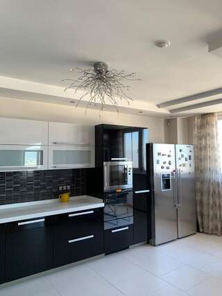 Апартаменты Spacious flat in Al-Farabi avenue with big rooms Алматы Апартаменты с 3 спальнями-21