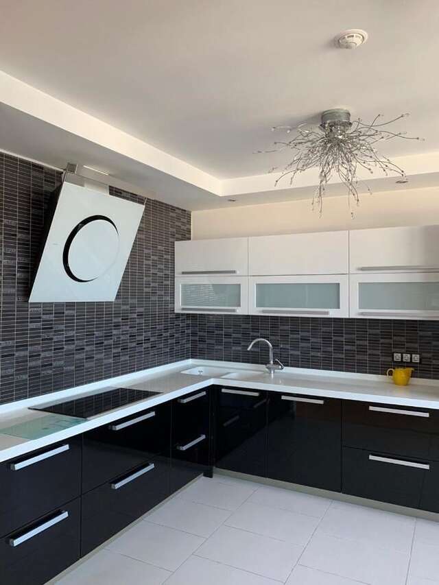 Апартаменты Spacious flat in Al-Farabi avenue with big rooms Алматы-22